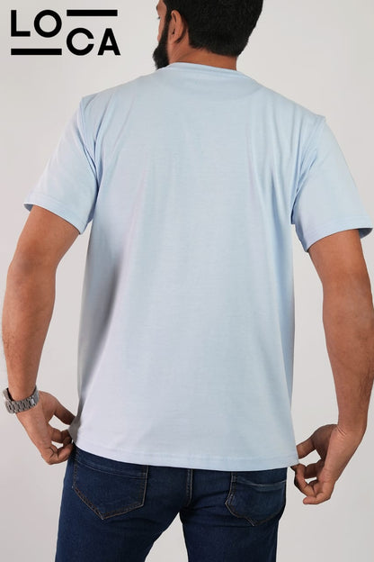 Light blue T-shirt crew neck regular size